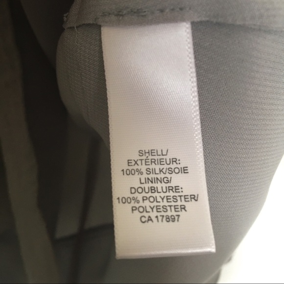 Banana Republic 100% Silk Tiered Shirt - Picture 4 of 5